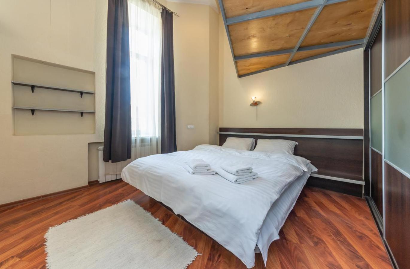 Comfortable Apartment On Mikhaylovskiy Lane Kyiv Exterior foto