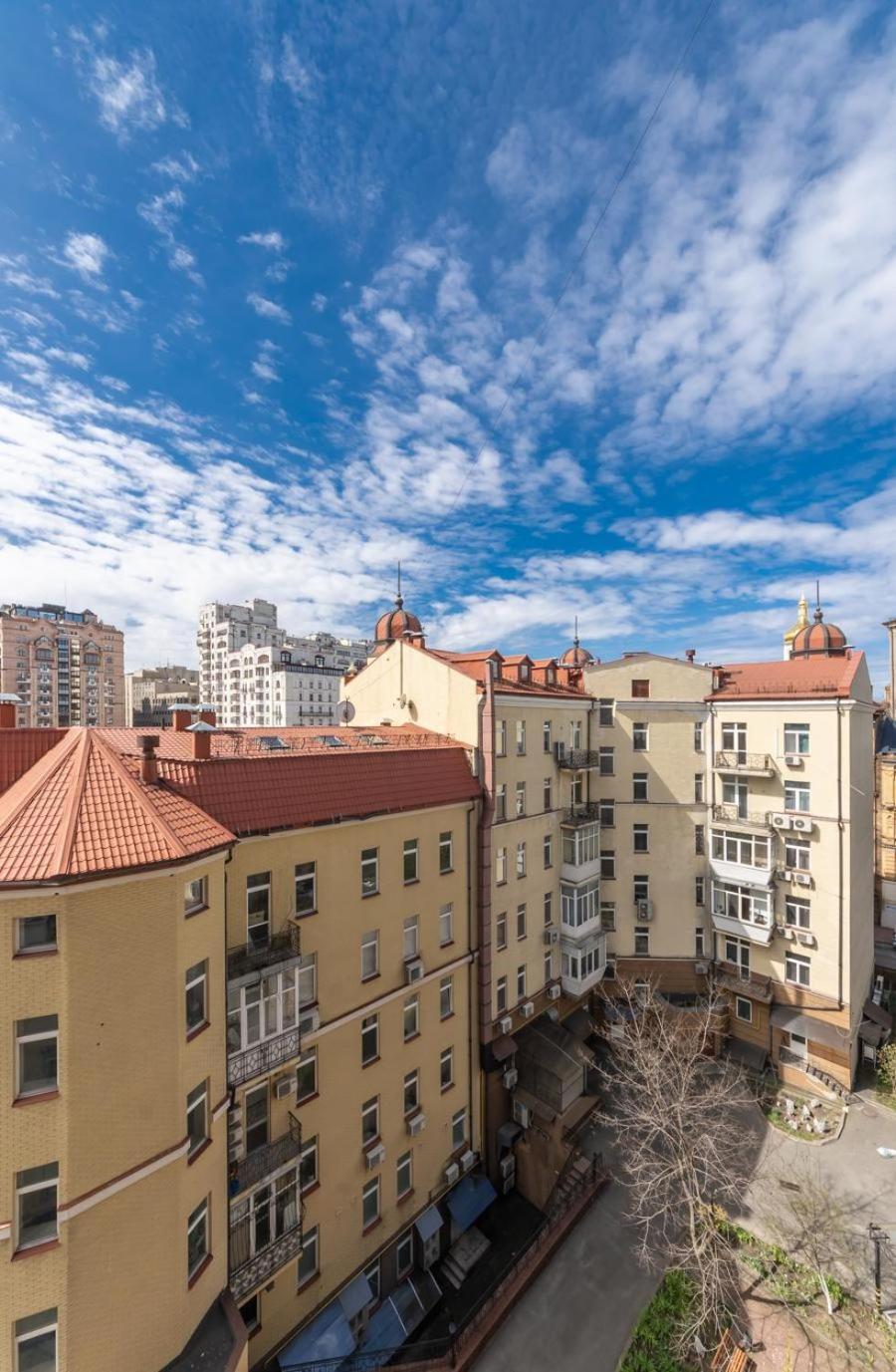 Comfortable Apartment On Mikhaylovskiy Lane Kyiv Exterior foto