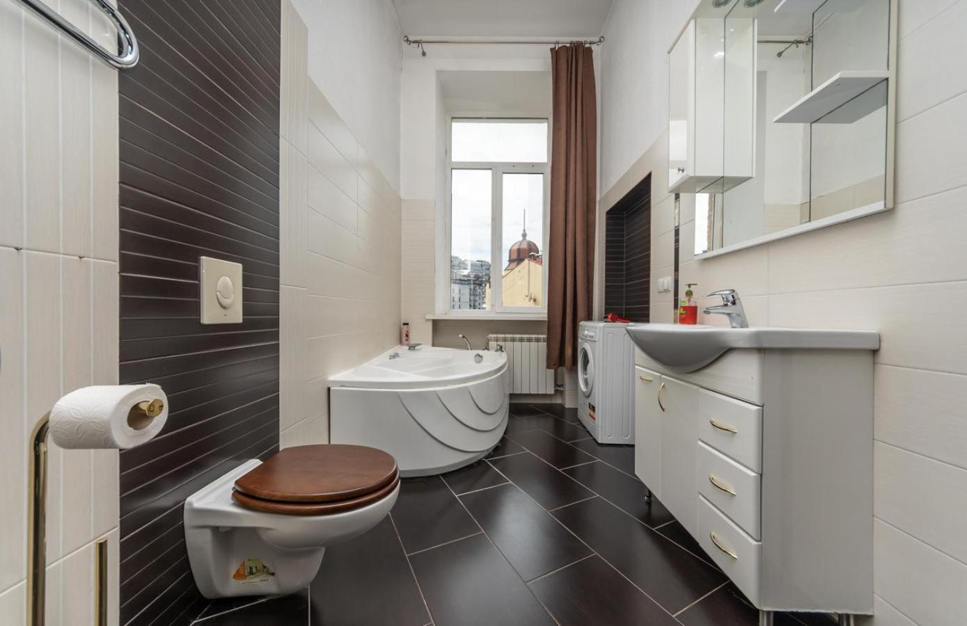 Comfortable Apartment On Mikhaylovskiy Lane Kyiv Exterior foto